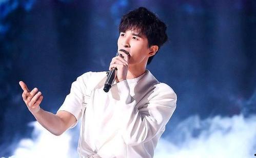 张远直播爆料视频大全最新,揭秘娱乐圈不为人知的幕后故事 第2张 张远直播爆料视频大全最新,揭秘娱乐圈不为人知的幕后故事 第2张